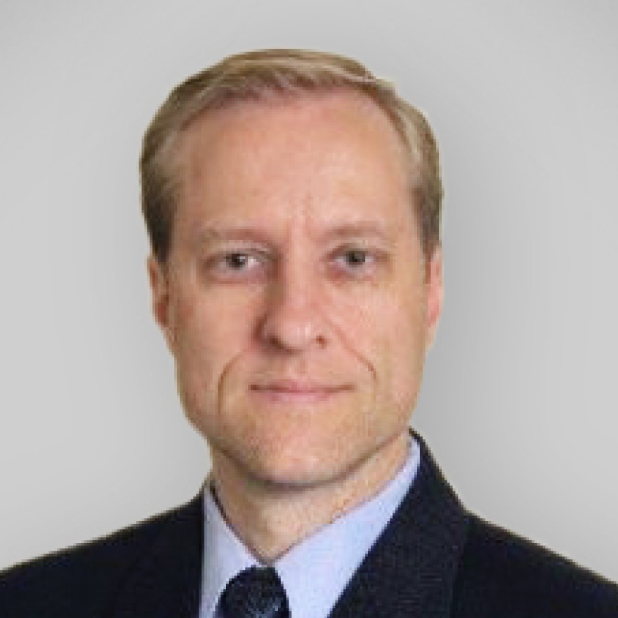 Andy Pluister's Headshot